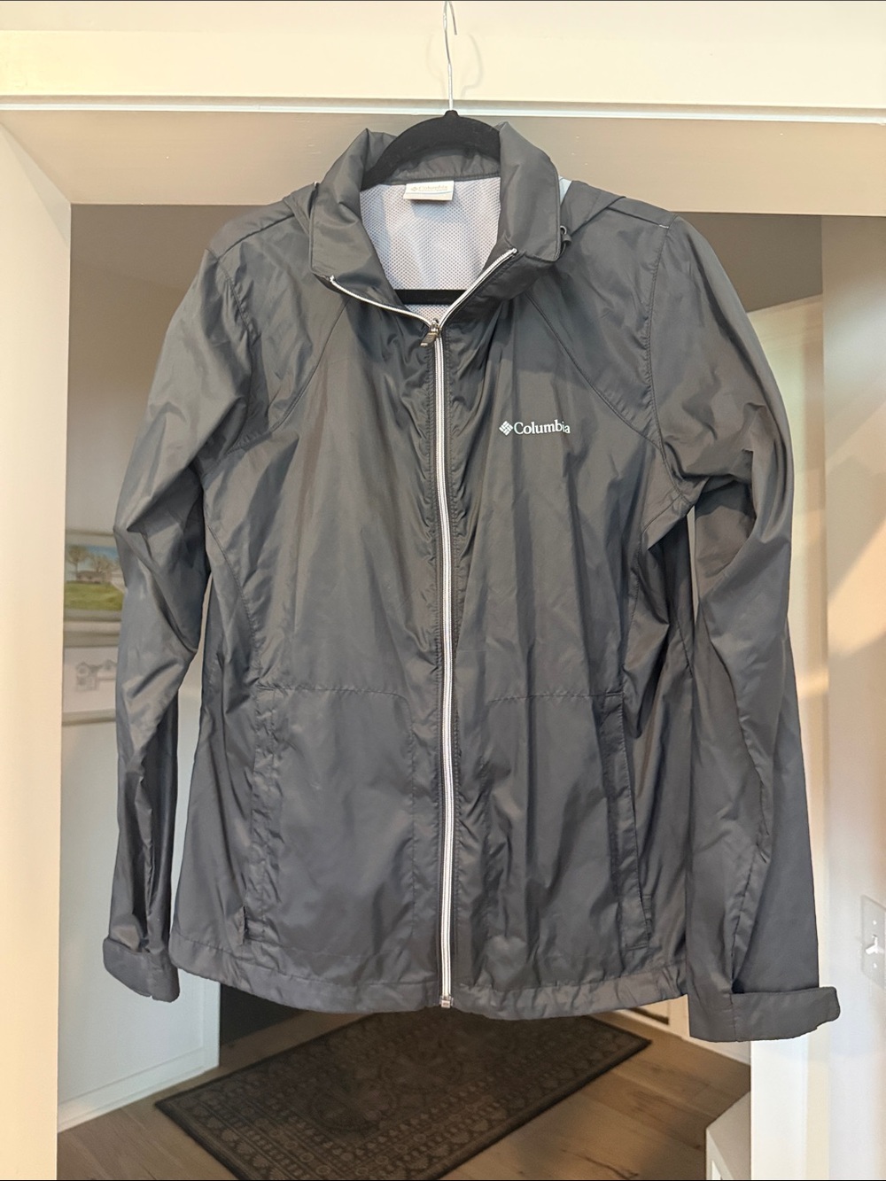 Columbia Black Packable Windbreaker Jacket